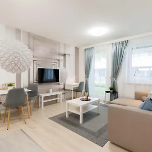 Downtown Residences Leo - Ac, Elevator, Terrace Апартаменты