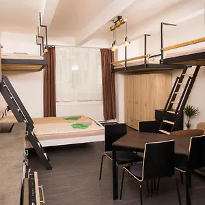  Apartament Flying Bed Apartment Close To Prague Castle And Airport Czechy